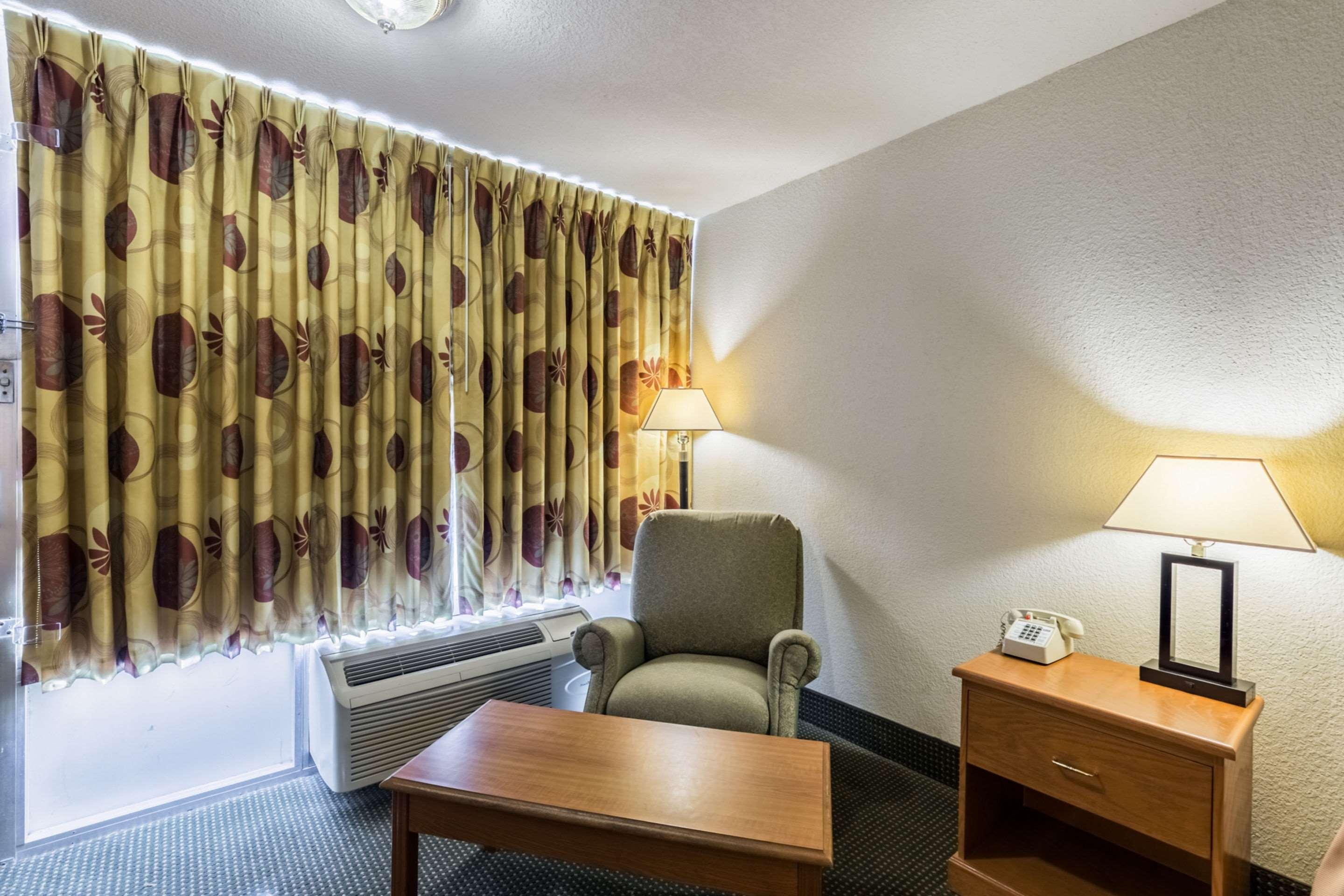Econo Lodge Baytown Exterior foto